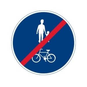 D11-4 Slut på påbjuden bana, kärfält, väg eller led - gång- och cykelbanor